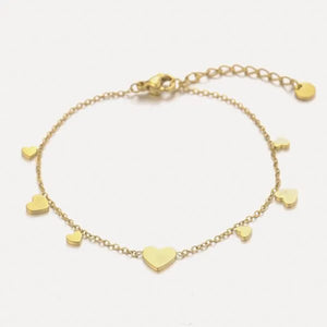 Armband mit mehreren Herzanhängern Gold Armband mit mehreren Herzanhängern Gold