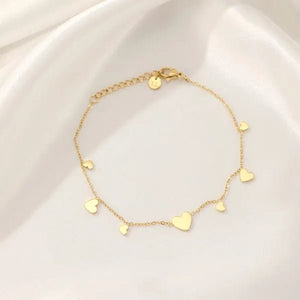 Armband mit mehreren Herzanhängern Gold Armband mit mehreren Herzanhängern Gold