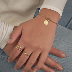 Armband mit Münze und Perle Gold Armband mit Münze und Perle Gold