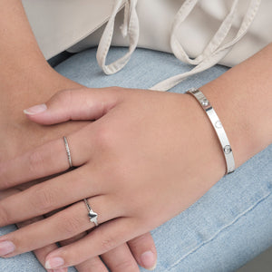 Bangle mit Herzchen Silber Bangle mit Herzchen Silber