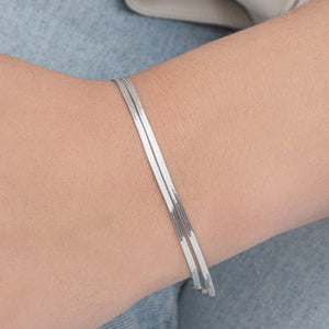 Doppelschichtiges Armband mit Muster Silber Doppelschichtiges Armband mit Muster Silber