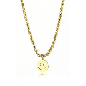 Gedrehte Halskette mit goldenem Smiley Gedrehte Halskette mit goldenem Smiley