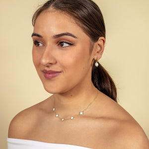 Kleeblätter Halskette Gold/weiß Kleeblätter Halskette Gold/weiß