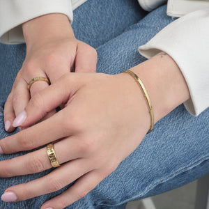 Zweischichtiges Armband Flach und Kugeln Gold Zweischichtiges Armband Flach und Kugeln Gold